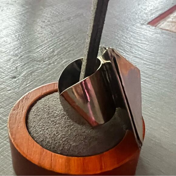 Sorrelli Crystal Silver Tone Ring Size 7 Adjustable - Picture 7 of 8